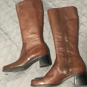 Neutralizer 8M Brown Boots